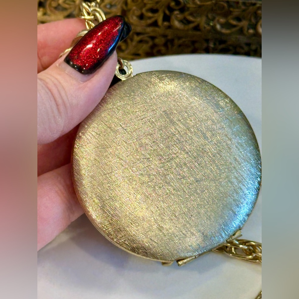 VTG Whiting & Davis Signed 70s Gold-Toned Oversized Mermaid Locket Necklace EUC - Picture 14 of 17